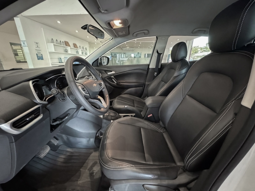 chevrolet tracker lt 1.0t5