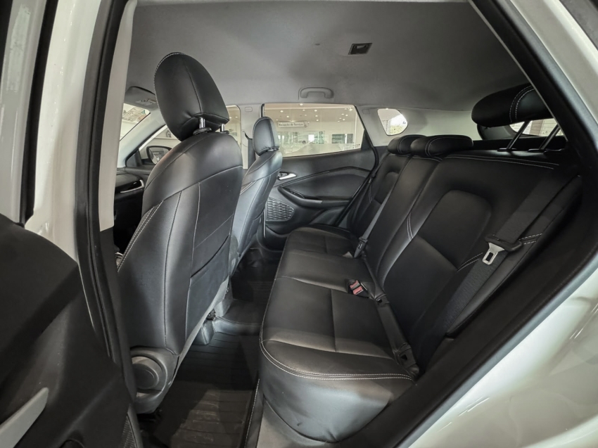 chevrolet tracker lt 1.0t6