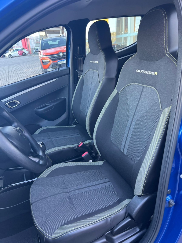 renault kwid outsider 1.0 manual flex