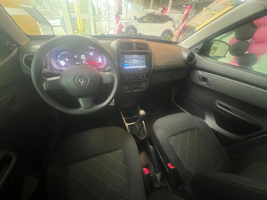 kwid zen 2026 com central multimidia + camera de re sensor estacionamento insulfilme e emplacamento total 2025 pago.10 kwid zen 2026 com central multimidia + camera de re sensor estacionamento insulfilme e emplacamento total 2025 pago.10