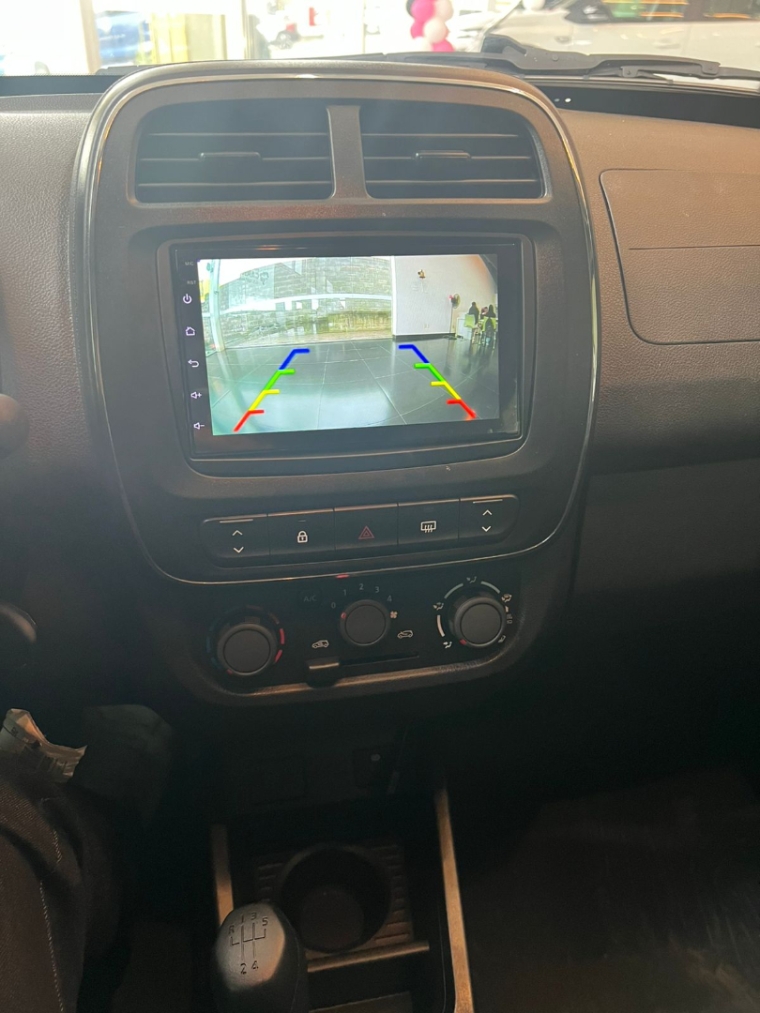 kwid zen 2026 com central multimidia + camera de re sensor estacionamento insulfilme e emplacamento total 2025 pago.7 kwid zen 2026 com central multimidia + camera de re sensor estacionamento insulfilme e emplacamento total 2025 pago.7