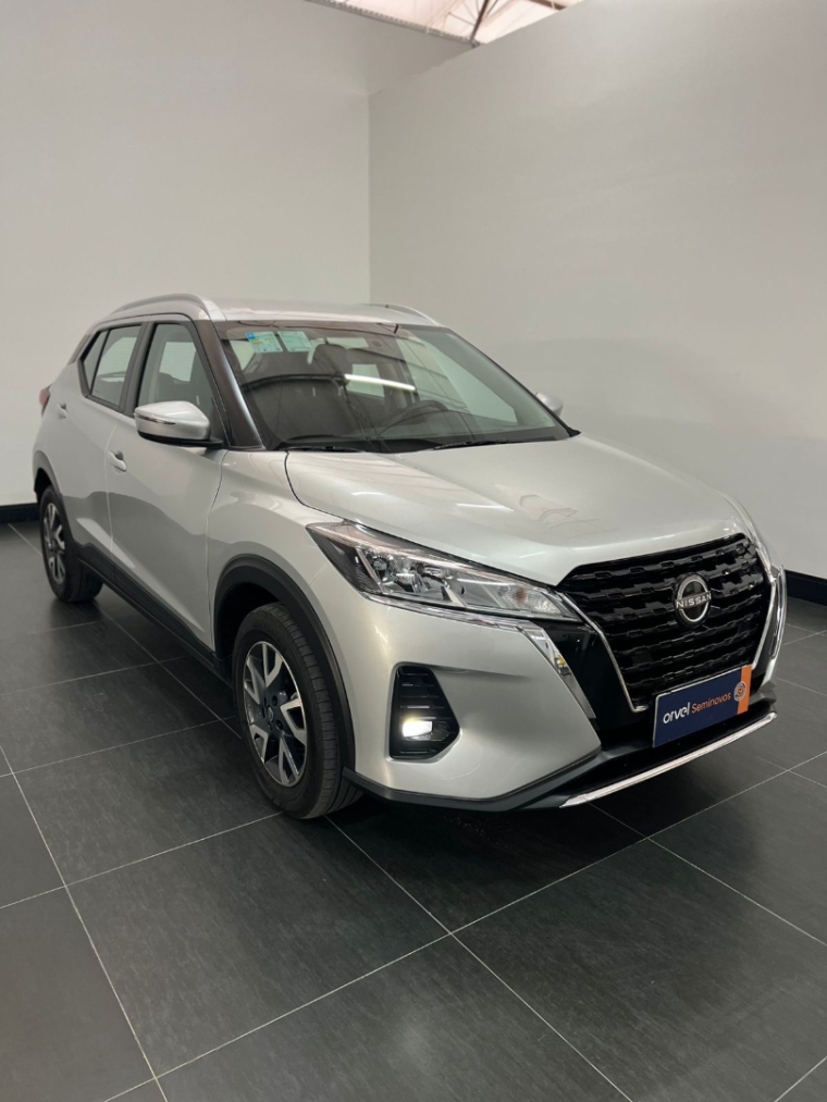 nissan kicks 1.6 16v flexstart sense xtronic flex 4p automatico 2024