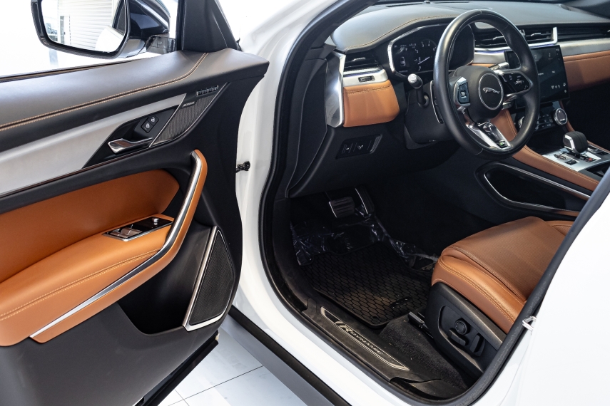 jaguar f-pace se r-dyn p/340 3.0 gasolina 4p automatico 2023