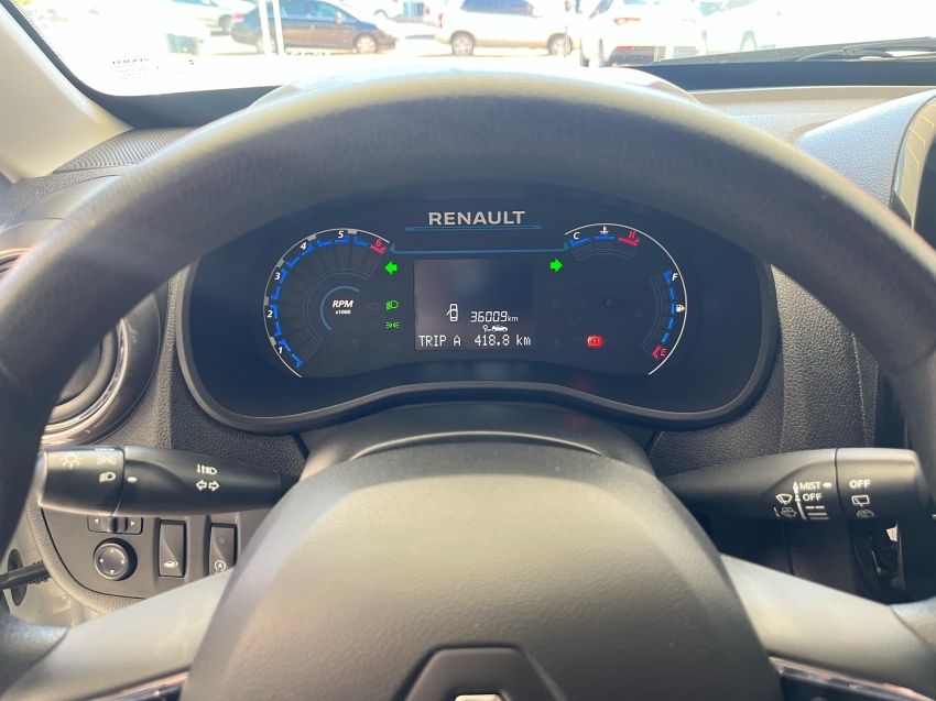 renault kwid 1.0 12v sce flex outsider manual 4p 2023 renault kwid 1.0 12v sce flex outsider manual 4p 2023
