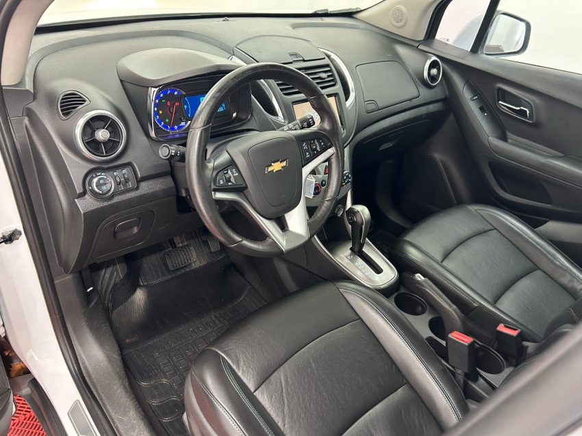 chevrolet tracker 1.8 mpfi ltz 4x2 16v flex 4p automatico 2016 chevrolet tracker 1.8 mpfi ltz 4x2 16v flex 4p automatico 2016