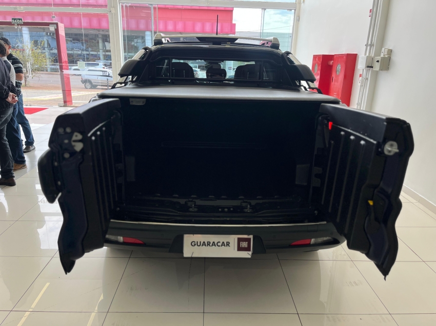 fiat toro 2.0 16v turbo diesel ranch 4wd at9 4p automatico 2025 fiat toro 2.0 16v turbo diesel ranch 4wd at9 4p automatico 2025