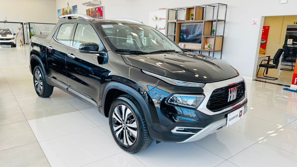 fiat toro 1.3 turbo 270 flex volcano at6 4p automatico 2025