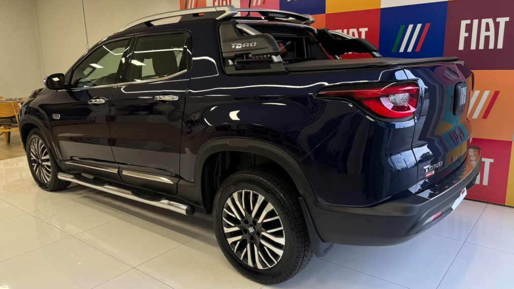 fiat toro 2.0 16v turbo diesel ranch 4wd at9 4p automatico 2025 fiat toro 2.0 16v turbo diesel ranch 4wd at9 4p automatico 2025