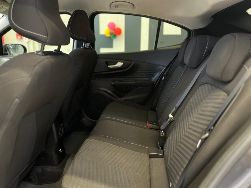 fiat fastback 1.0 turbo 200 flex audace cvt 4p automatico 2023 fiat fastback 1.0 turbo 200 flex audace cvt 4p automatico 2023