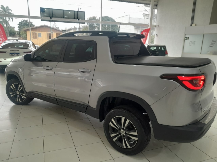 fiat toro 1.3 turbo 270 flex freedom at6 4p automatico 2023 fiat toro 1.3 turbo 270 flex freedom at6 4p automatico 2023