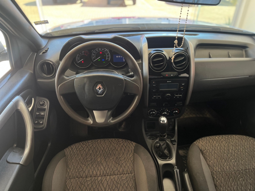 renault duster oroch 1.6 16v sce flex expression manual 4p 2018 renault duster oroch 1.6 16v sce flex expression manual 4p 2018