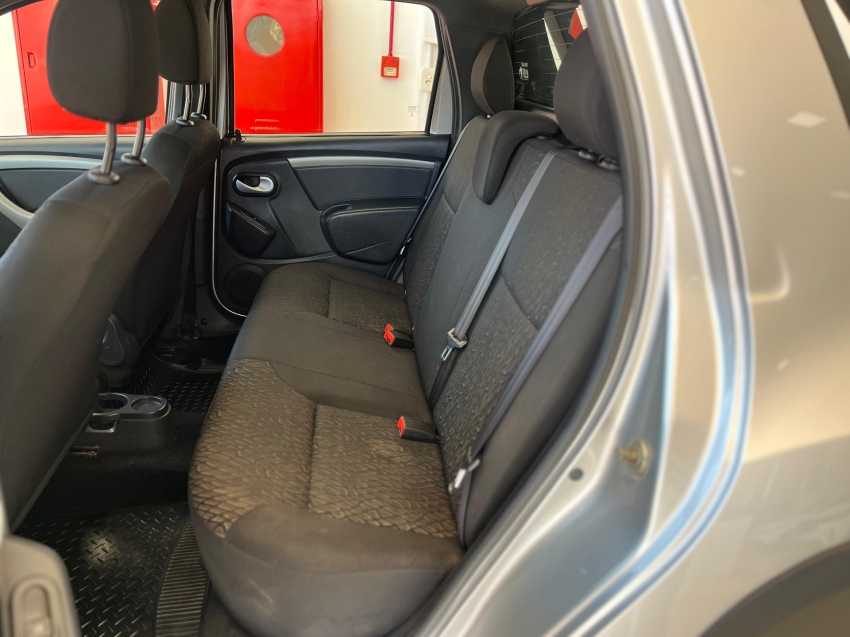 renault duster oroch 1.6 16v sce flex expression manual 4p 2018 renault duster oroch 1.6 16v sce flex expression manual 4p 2018