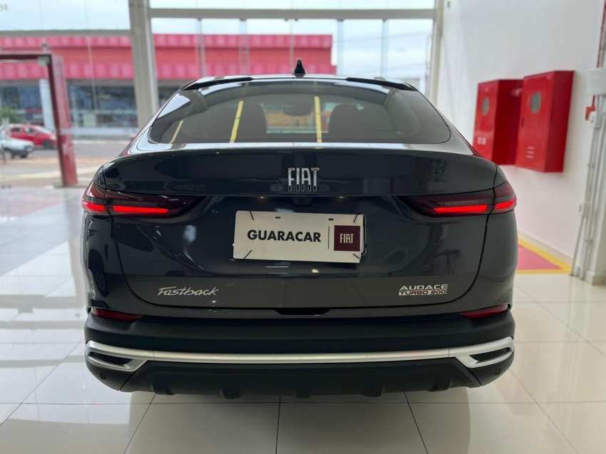 fiat fastback 1.0 turbo 200 flex audace cvt 4p automatico 2025 fiat fastback 1.0 turbo 200 flex audace cvt 4p automatico 2025