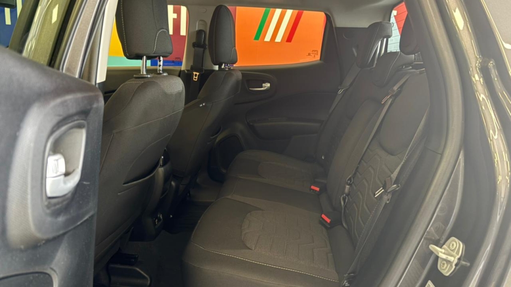 fiat toro 1.3 turbo 270 flex freedom at6 4p automatico 2023