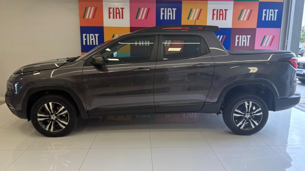 fiat toro 1.3 turbo 270 flex freedom at6 4p automatico 2023