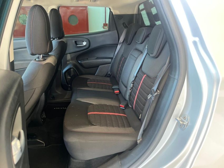 fiat toro 1.8 16v evo flex freedom at6 4p automatico 2019 fiat toro 1.8 16v evo flex freedom at6 4p automatico 2019