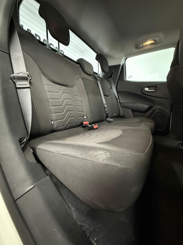 fiat toro 1.3 turbo 270 flex freedom at6 4p automatico 20239