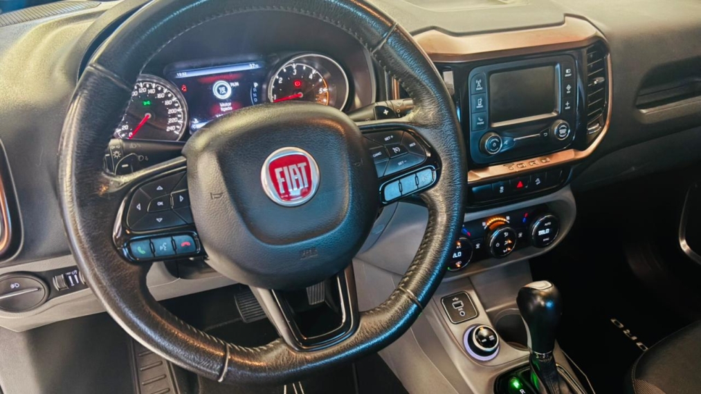 fiat toro 2.0 16v turbo diesel volcano 4wd at9 4p automatico 20196