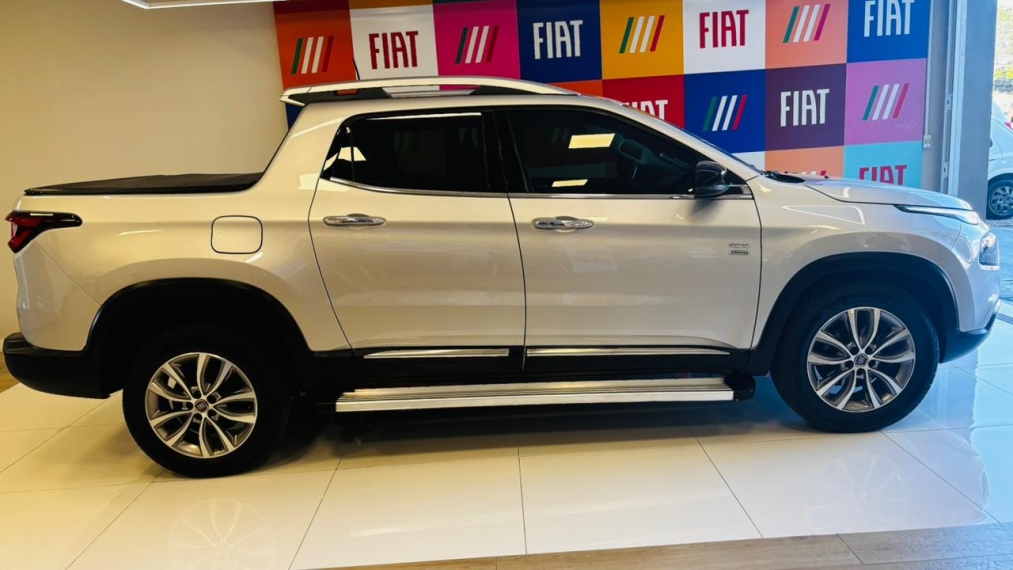 fiat toro 2.0 16v turbo diesel volcano 4wd at9 4p automatico 20193