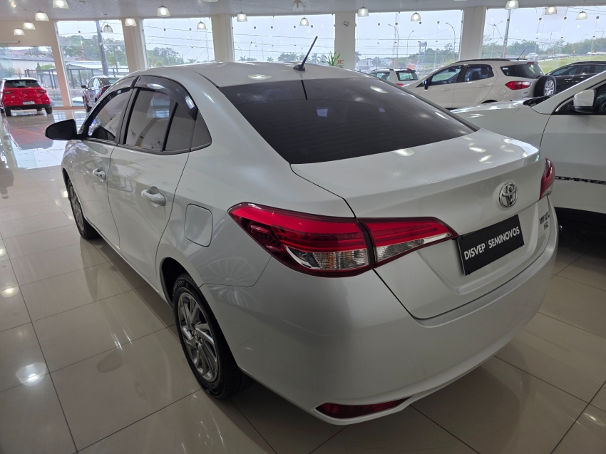 toyota yaris 1.5 16v flex sedan xs connect multidrive 4p automatico 20234