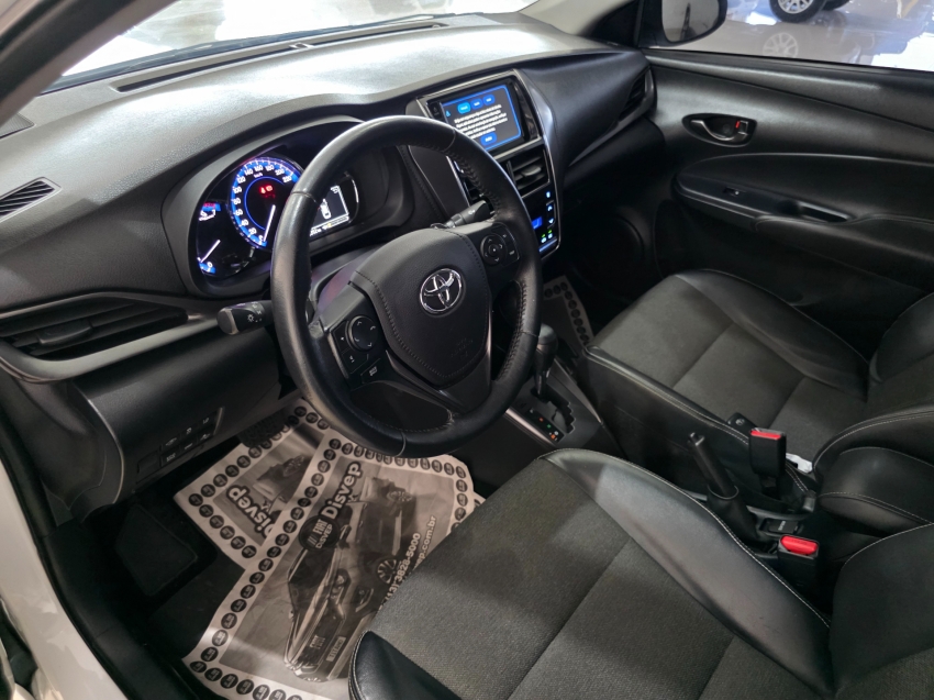 toyota yaris 1.5 16v flex sedan xs connect multidrive 4p automatico 20238