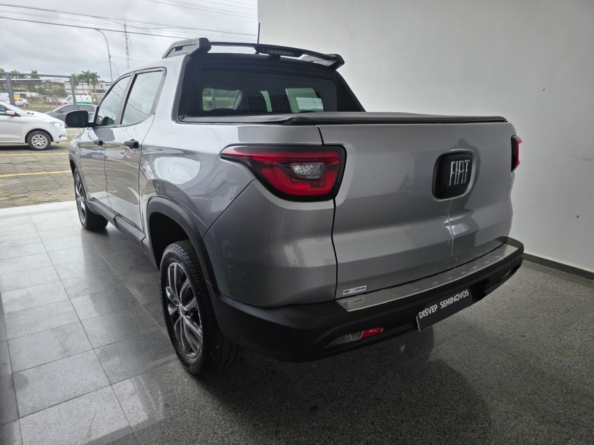 fiat toro 2.0 16v turbo diesel endurance 4wd at9 4p automatico 20224