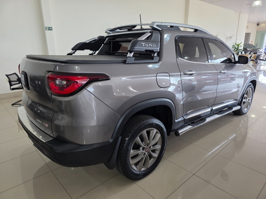 fiat toro 2.0 16v turbo diesel ranch 4wd at9 4p automatico 20194