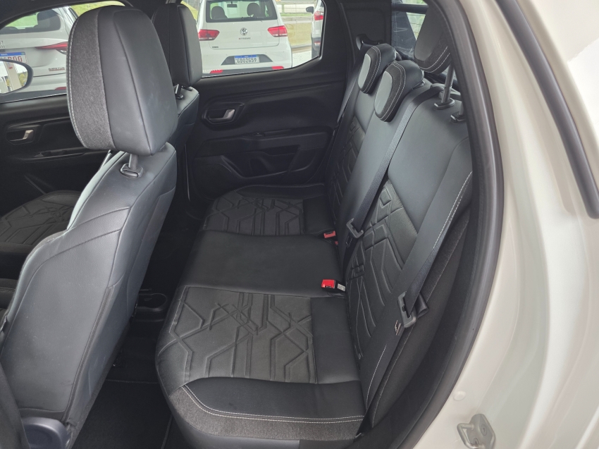 fiat strada 1.3 firefly flex volcano cd cvt 4p automatico 20236