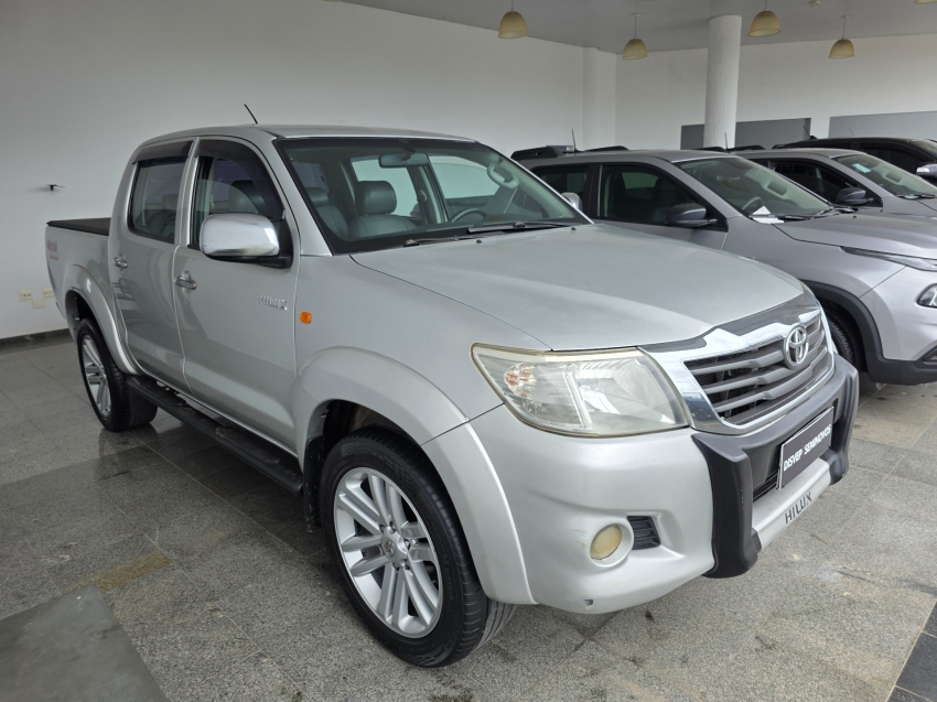 toyota hilux 2.5 std 4x4 cd 16v turbo diesel 4p manual 20122