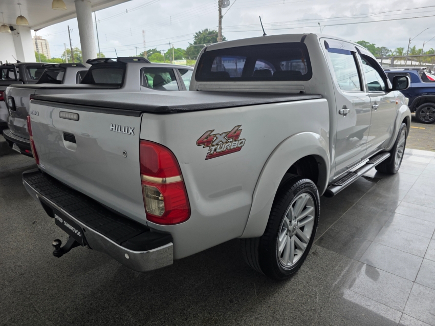 toyota hilux 2.5 std 4x4 cd 16v turbo diesel 4p manual 20124