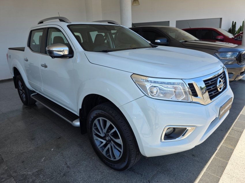 nissan frontier 2.3 16v turbo diesel le cd 4x4 automatico 4p 20222