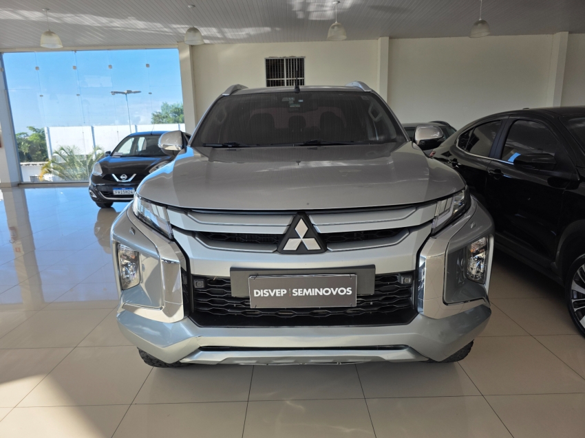 mitsubishi l200 triton 2.4 16v turbo diesel sport hpe-s cd 4p 4x4 automatico 2022