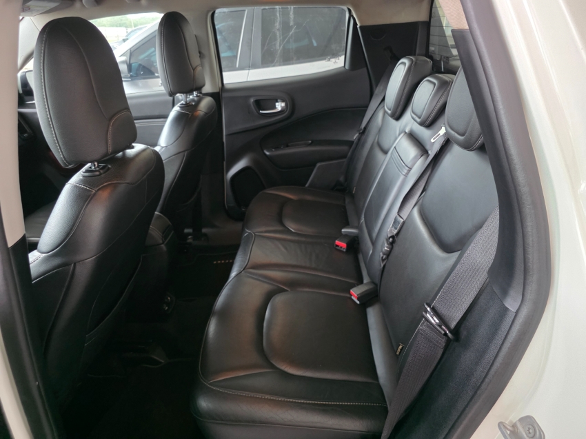 fiat toro 2.0 16v turbo diesel freedom 4wd at9 4p automatico 20196