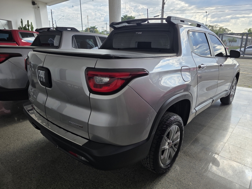 fiat toro 1.8 16v evo flex freedom at6 4p automatico 20215
