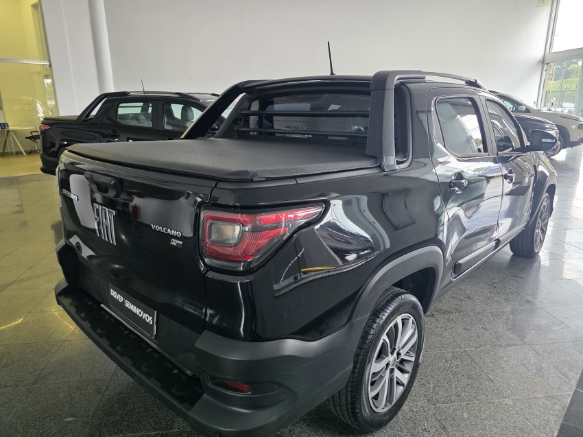 fiat strada 1.3 firefly flex volcano cd cvt 4p automatico 20232