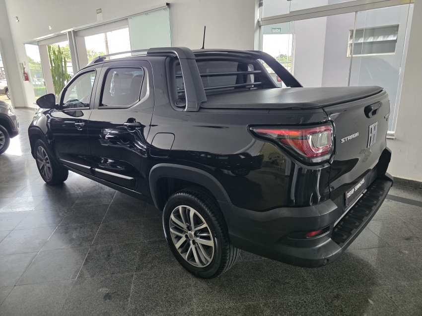 fiat strada 1.3 firefly flex volcano cd cvt 4p automatico 20235