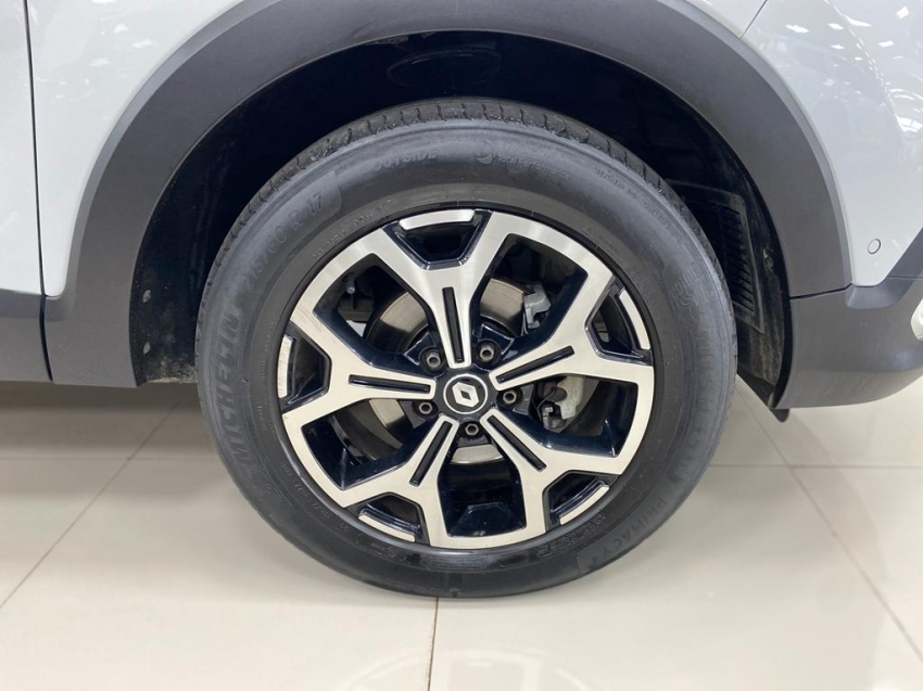 renault captur iconic 1.3 turbo flex 4p automatico 2022 renault captur iconic 1.3 turbo flex 4p automatico 2022