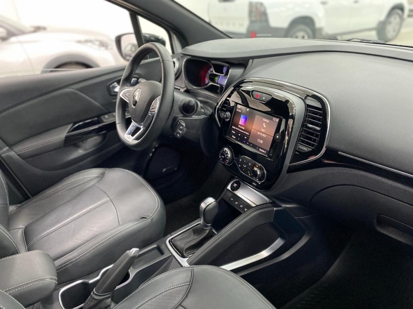 renault captur iconic 1.3 turbo flex 4p automatico 2022 renault captur iconic 1.3 turbo flex 4p automatico 2022