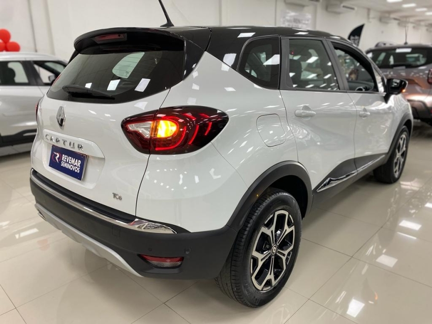 renault captur iconic 1.3 turbo flex 4p automatico 2022 renault captur iconic 1.3 turbo flex 4p automatico 2022