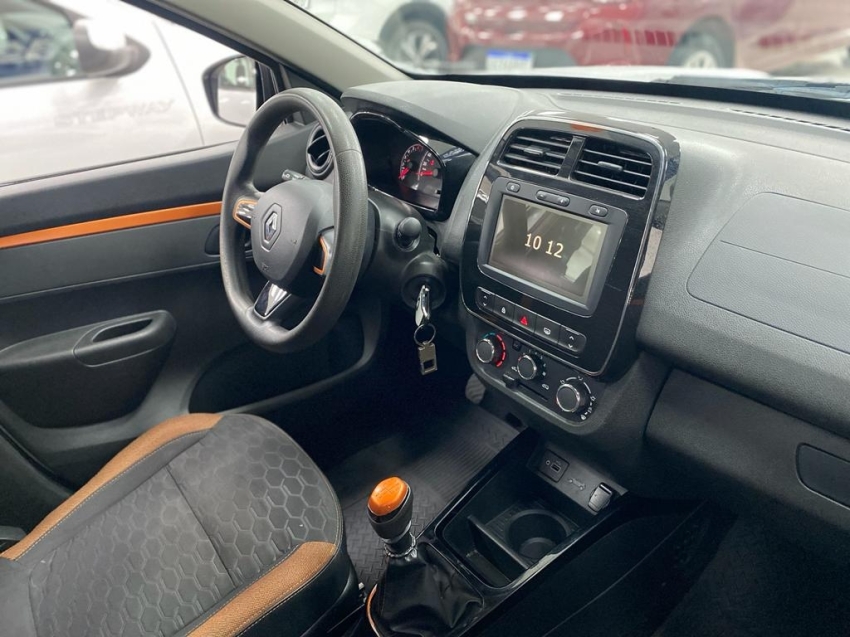 renault kwid outsider 1.0 flex 4p manual 2020 renault kwid outsider 1.0 flex 4p manual 2020