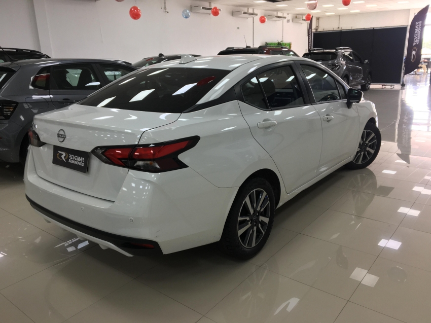 versa advance 1.6 flex aut