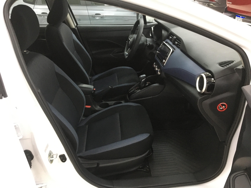 versa advance 1.6 flex aut