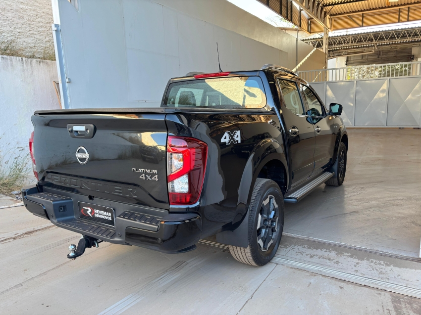 nissan frontier 2.3 16v turbo diesel platinum cd 4x4 automatico 4p 2024