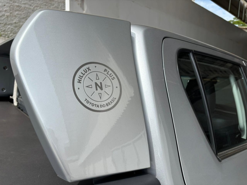 toyota hilux 2.8 d-4d turbo diesel cd srx plus 4x4 automatico 2.0 4p 202413