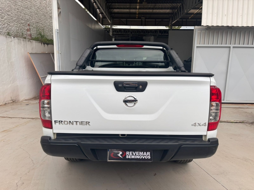 nissan frontier 2.3 16v turbo diesel attack cd 4x4 automatico 1.9 4p 20214