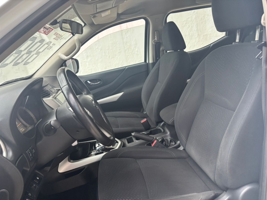 nissan frontier 2.3 16v turbo diesel attack cd 4x4 automatico 1.9 4p 20219