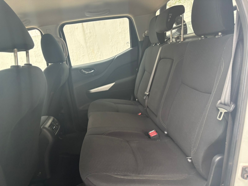 nissan frontier 2.3 16v turbo diesel attack cd 4x4 automatico 1.9 4p 20218