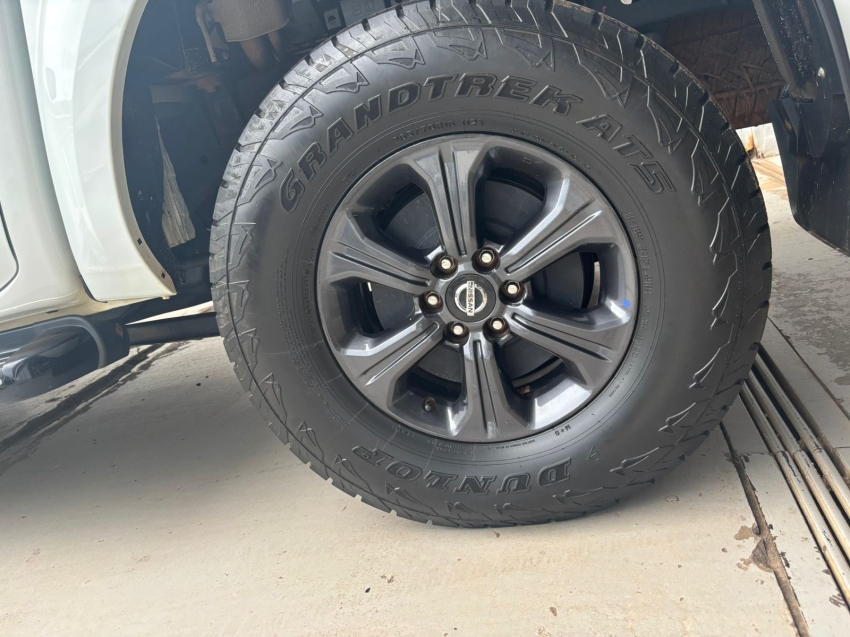 nissan frontier 2.3 16v turbo diesel attack cd 4x4 automatico 1.9 4p 20217