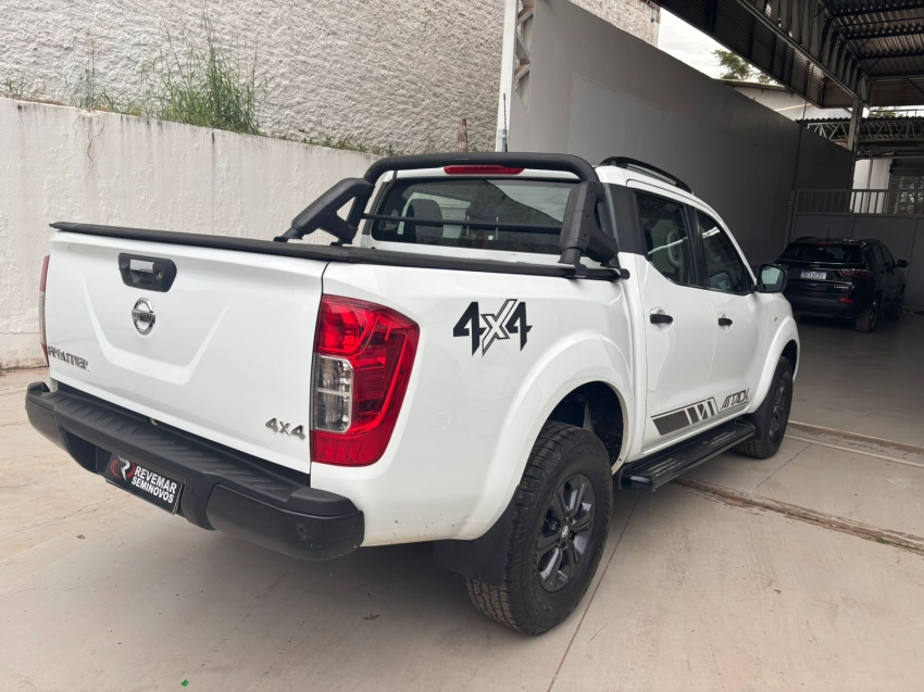 nissan frontier 2.3 16v turbo diesel attack cd 4x4 automatico 1.9 4p 20213