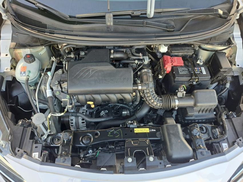 nissan versa 1.6 16v flex exclusive xtronic 4p automatico 202411